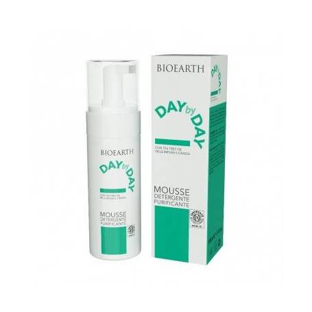 Spuma de curatare pentru ten impur si gras Day by Day, 150ml - Bioearth